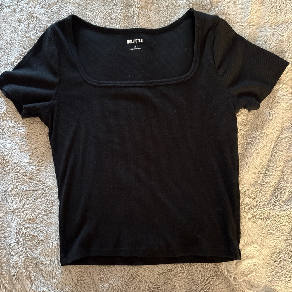Hollister Women's Classic Black Short Sleeve Top